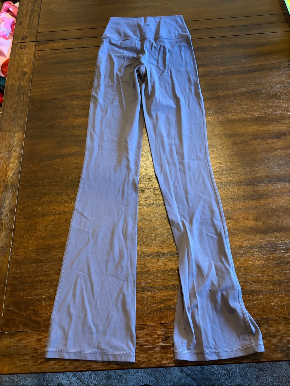 Athleta High Rise Flare Yoga Pants Women’s Small Gray Purple Leggings